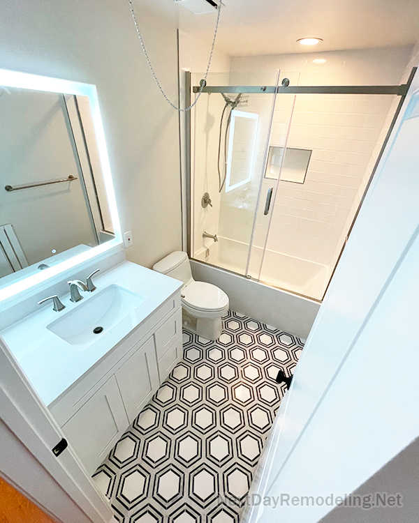 Bathroom remodel in Washington, DC - project 12 (photo 1)