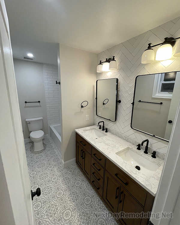 Bathroom remodel in Arlington, VA - project 20 (photo 2)